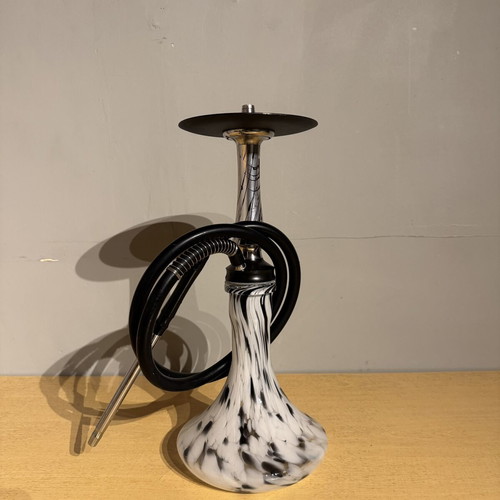 Voodoo professional hookah like new with unique pressure system