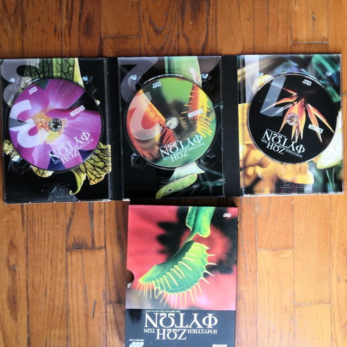 National Geographic 7-set used DVDs with animals and plants