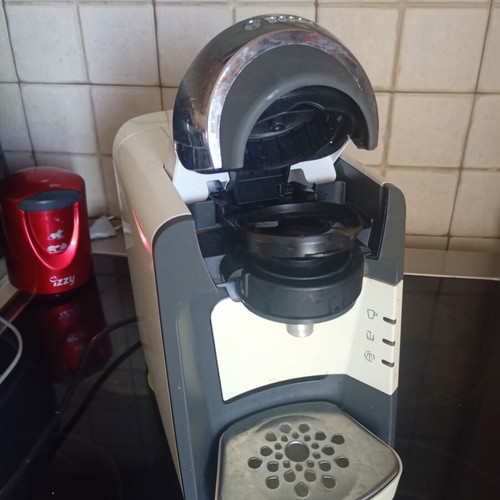 Bosch Tassimo Suny coffee maker used, white