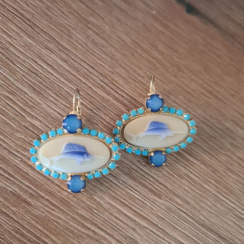 Vintage earrings with summer design like new