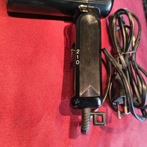 Travel hair dryer foldable with two speeds like new