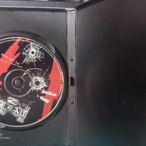 House of the Dead 2 PC used with sticker on CD and cover