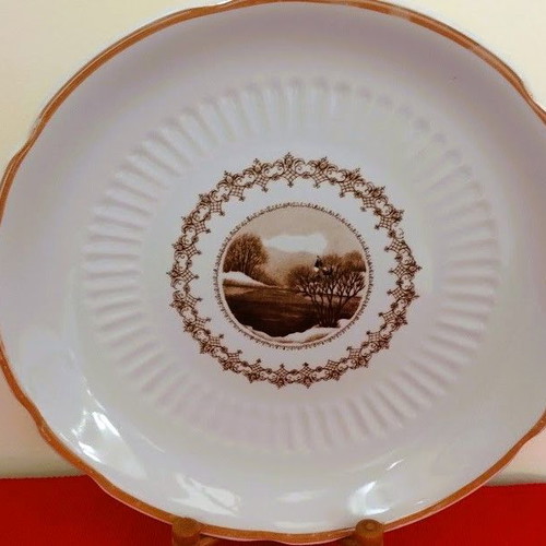 Serving plate and decoration, new, spring theme