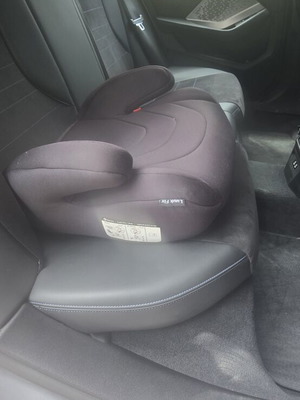 Παιδικό κάθισμα αυτοκινήτου Lionelo Luuk Fix ISOFIX σαν καινούργιο για παιδιά 22-36kg