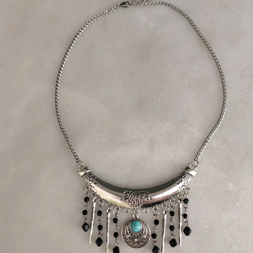 Boho handmade steel necklace like new with turquoise stone