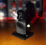 Φιγούρα Darth Rey σαν καινούργιο με βάση, δύο εκφράσεις, κάπα, διπλό κόκκινο lightsaber