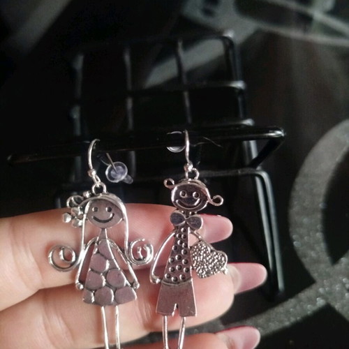 Retro Peg Accessories dangling earrings new, silver