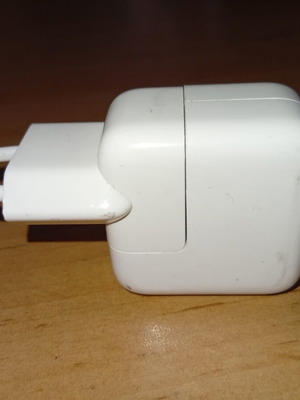 Apple 10w charger used PowerAdapter