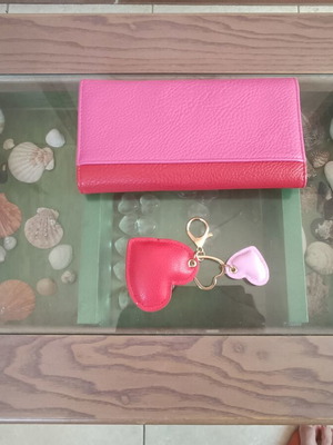 Wallet and heart-shaped keychain pink, new
