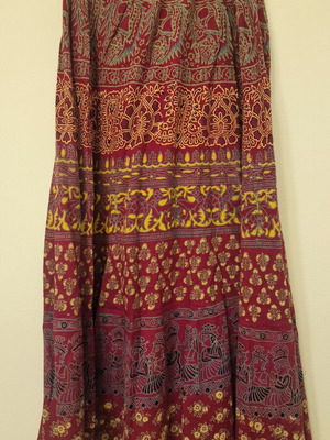 Boho skirt used, colorful, size small