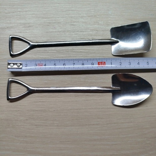 Dessert spoons new, set of 4, metal inox with shovel design