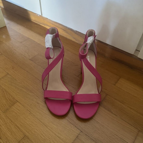 Tsoukalas Shoes Fuchsia Leather Sandals Size 39 New