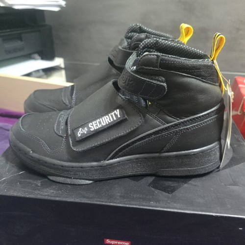 Reebok Jurassic Park x Stomper 'Security' GX Sneakers Size 42 New