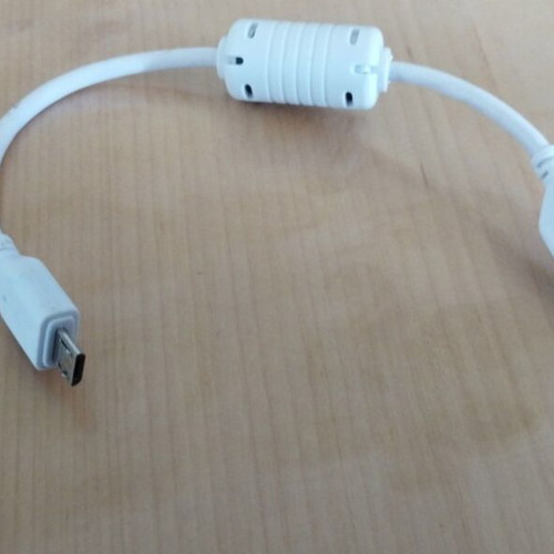 USB cable for connecting camera or phone to computer like new