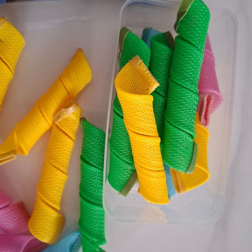 Hair Rollers like new for bob-length hair with 2 rods
