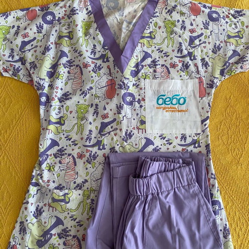 Medical clothing set like new, size S, white and purple