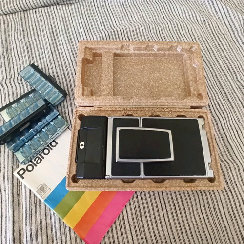 Polaroid SX-70 Sonar μεταχειρισμένη με original συσκευασία και manual
