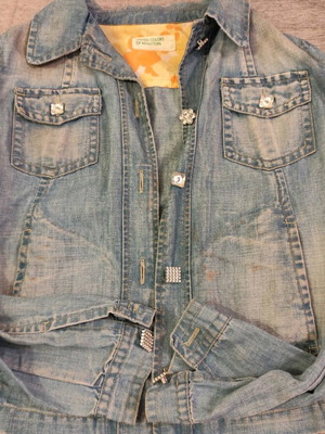 Jean jacket Benetton like new, size medium, blue