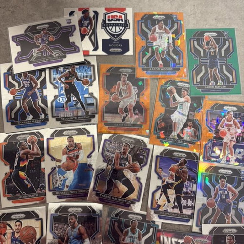 Lot of 39 NBA Panini Prizm cards 2021-2022
