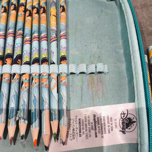 Princess Jasmine and Aladdin Pencil Case used, original Disney store
