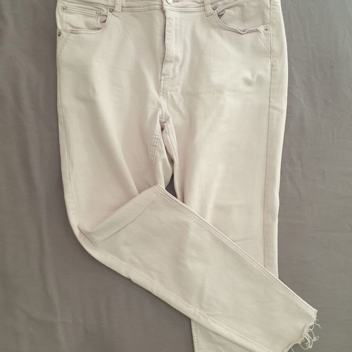 Primark Lilac Skinny Jeans Size 42 Like New with Frayed Ankles