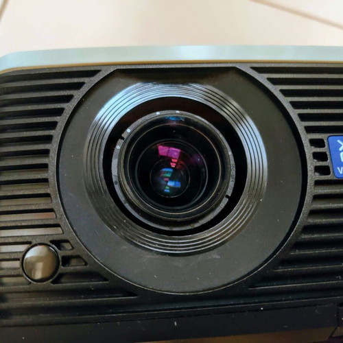 Projector Sony VPL-EX4 used with remote and new replacement lamp