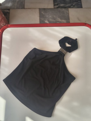 Halter top new with silver details, size S