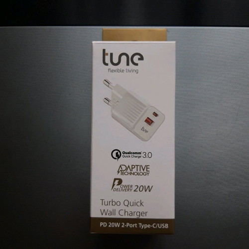 Tune Turbo PD Quick Wall Charger 20W 2 Ports Usb White New