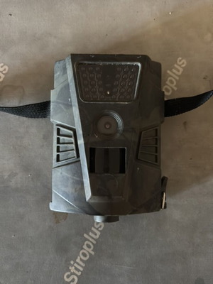 Hunting camera camouflage with SD card slot like new