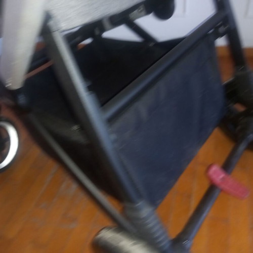 Thule twin stroller with seats one above the other