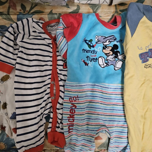 Baby rompers used, pack of 7 pieces up to 6 months
