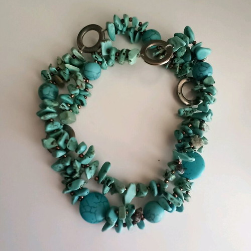 Turquoise necklace like new, long handmade with silver details