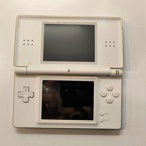 Nintendo DS Lite white used for repair or spare parts