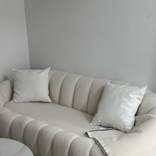 Cloud boucle sofa 190cm new, beige