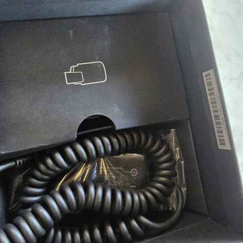 Blackberry Bold 9000 1256 used, collector's item with box and charger