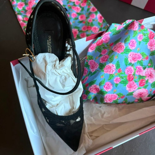 Dolce & Gabbana shoes size 36 like new