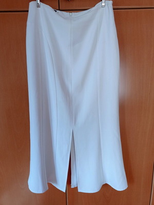 Women's white long skirt with slit new, size M