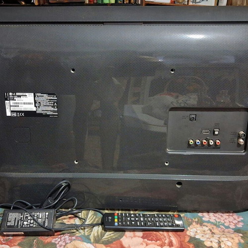 LG 32'' 32LK510BPLD TV used, HD Ready with HDMI and USB