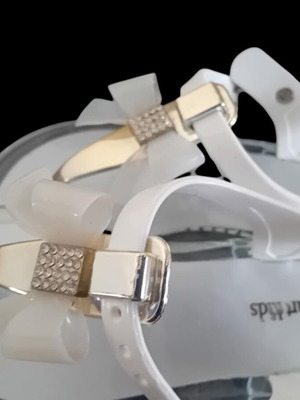 Girls' sandals with rhinestones size 25, new, white and gold