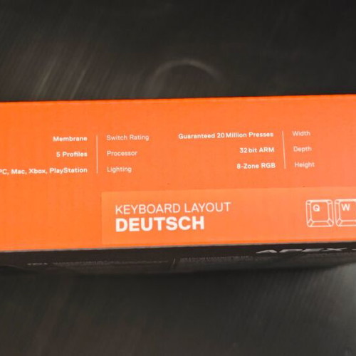 SteelSeries Apex 3 TKL compact gaming keyboard new, QWERTZ layout