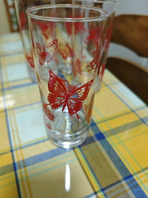 Ποτήρια γυάλινα σαν καινούργια, σετ 4 τεμαχίων