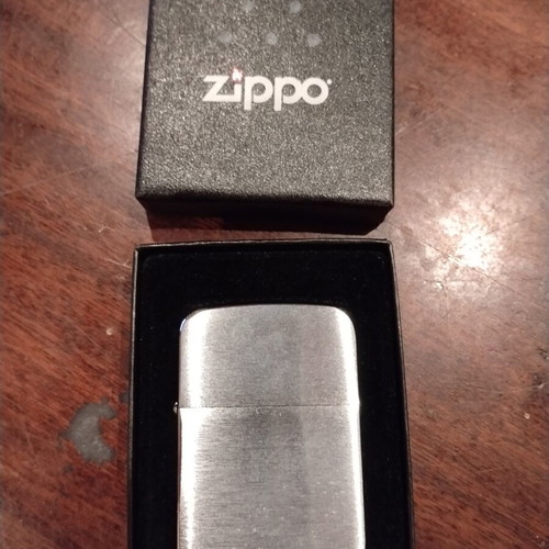 Zippo lighter set 2 pieces Brush Finish Chrome 1998 & 1941 Vintage Replica Chrome