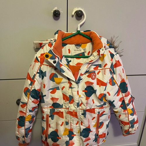Ski jacket for girls 5-6 years like new