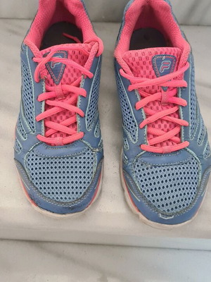 Αθλητικά παπούτσια Fila μεταχειρισμένα, μέγεθος 38, μπλε με ροζ