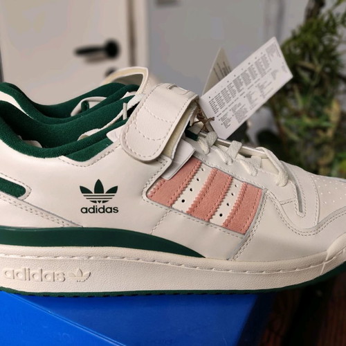 Adidas Forum men's leather sneakers in off white cream color new