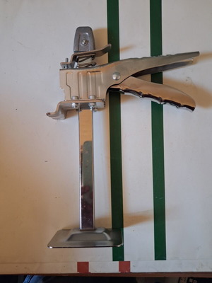 Heavy-Duty Metal Stapler with Base used