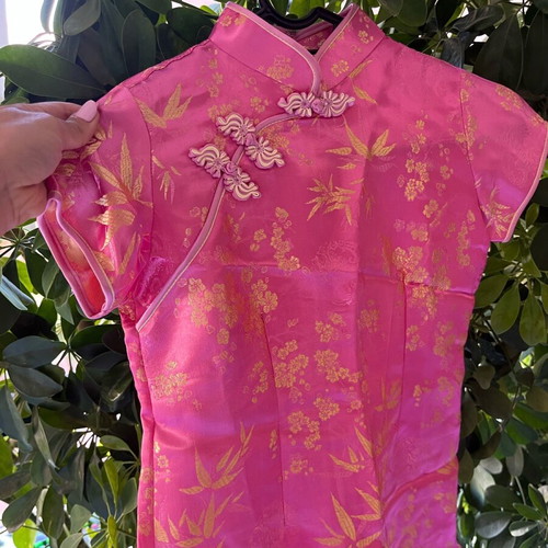 Pink dress for 8-year-old girls from Paris like new