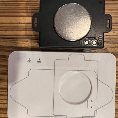 GPS Tracker CCTR-900+ used with magnet for vehicles