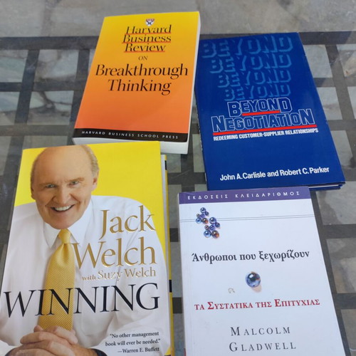 Management books like new, English and Greek, set of 4