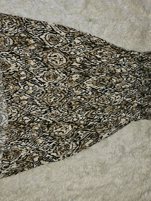 Φόρεμα large μεταχειρισμένο με σφηκοφωλιά άνετο